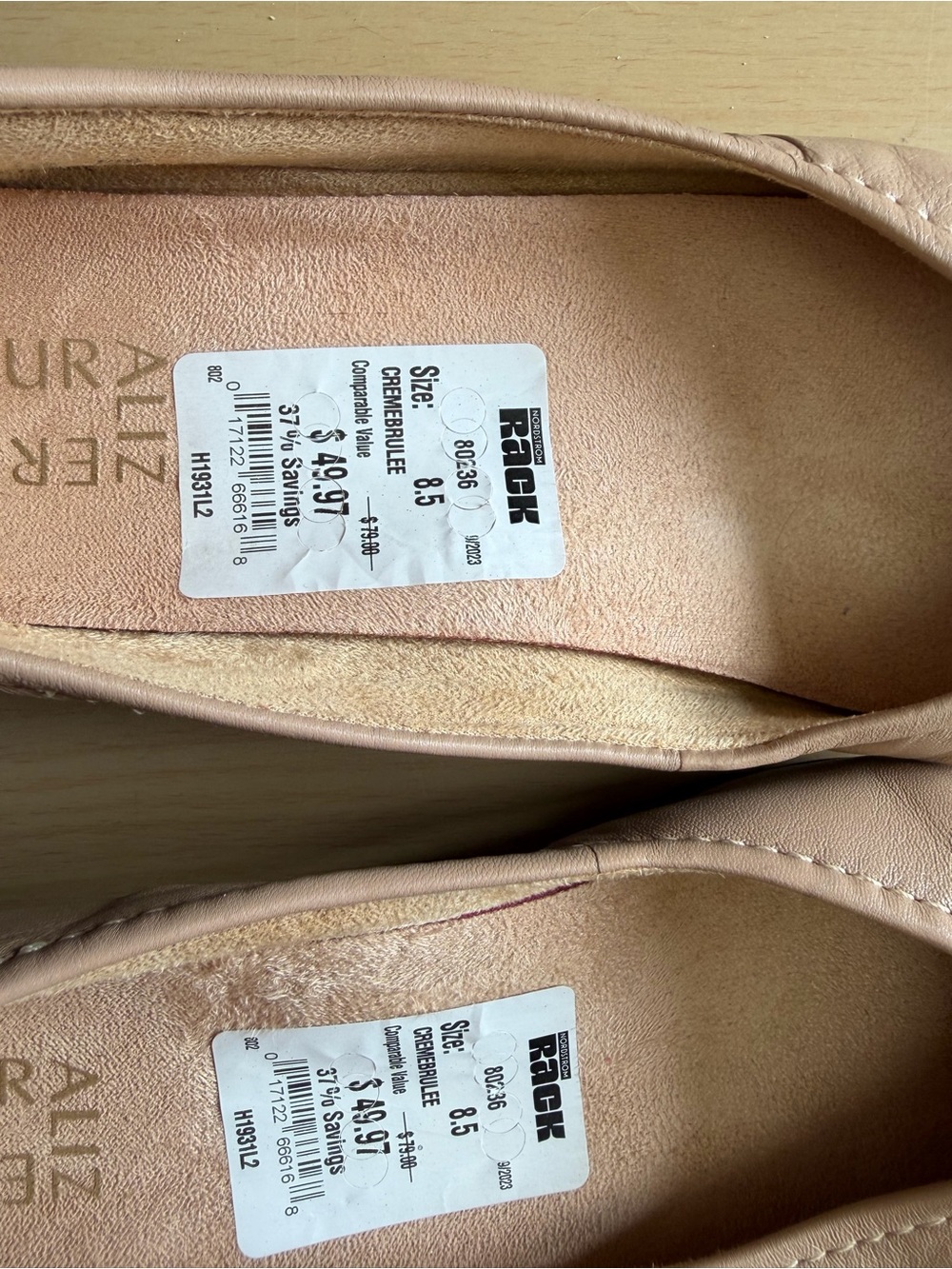 Naturalizer Women's Nude Ballet Flats - Picture 6 of 7